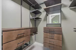 226 Sydnor St, Houston, TX 77020 - Photo 17