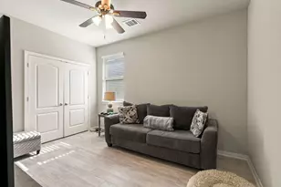 31410 Whitfield Ct, Fulshear, TX 77441 - Photo 9