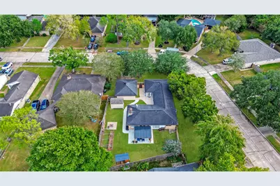 419 Broadmoor Street, Friendswood, TX 77546 - Photo 1