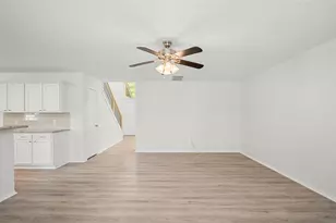 115 S Vesper Bend Cir, The Woodlands, TX 77382 - Photo 11