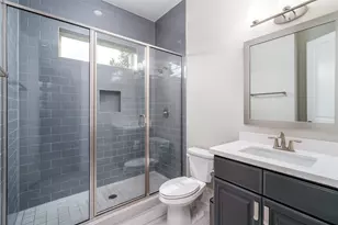 1303 Edwinstowe Trl, Houston, TX 77043 - Photo 21