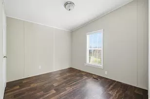 114 Dolphin Harbor N, Baytown, TX 77523 - Photo 13