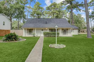 6502 Cypress Point Dr, Houston, TX 77069 - Photo 3