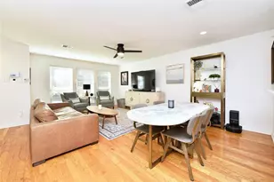 2007 Bailey St, Houston, TX 77006 - Photo 7