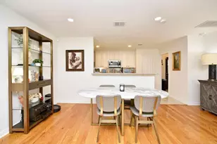 2007 Bailey St, Houston, TX 77006 - Photo 9