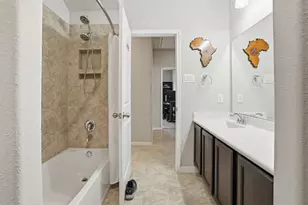 8214 Bosphorus St, Houston, TX 77044 - Photo 31