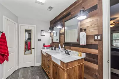 3804 September Drive, Baytown, TX 77521 - Photo 25