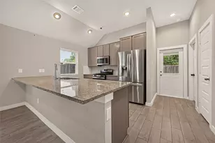 11638 Colossal Oak Dr, Houston, TX 77066 - Photo 13