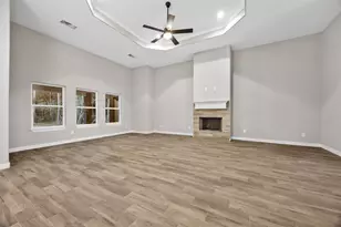 105 Wood Forest Ln, Huntsville, TX 77340 - Photo 9