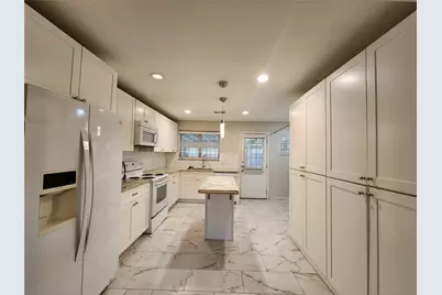 510 Gammon Drive, Houston, TX 77022 - Photo 1