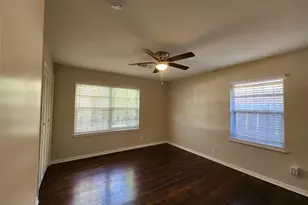 510 Gammon Dr, Houston, TX 77022 - Photo 11