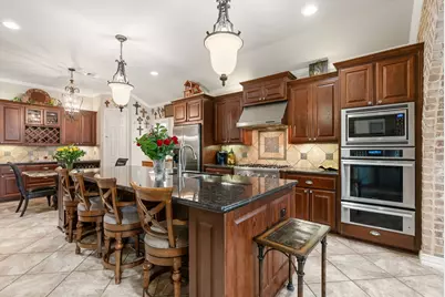 99 N Mews Wood Court, The Woodlands, TX 77381 - Photo 11