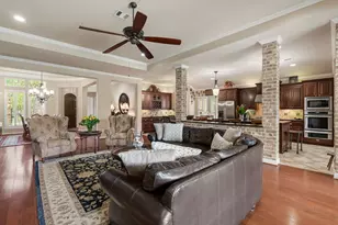 99 N Mews Wood Ct, The Woodlands, TX 77381 - Photo 17