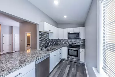 715 35th Street, Galveston, TX 77550 - Photo 17