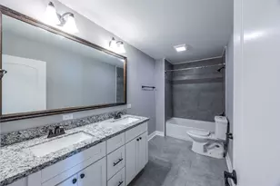715 35th St, Galveston, TX 77550 - Photo 15