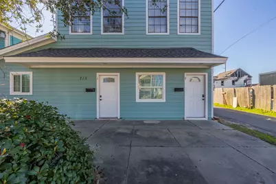 715 35th Street, Galveston, TX 77550 - Photo 1