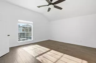 9207 Dairy View Ln, Houston, TX 77099 - Photo 15