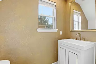 9207 Dairy View Ln, Houston, TX 77099 - Photo 5