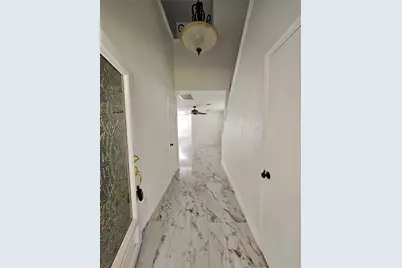 9207 Dairy View Lane, Houston, TX 77099 - Photo 3