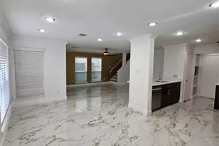 9207 Dairy View Ln, Houston, TX 77099 - Photo 9