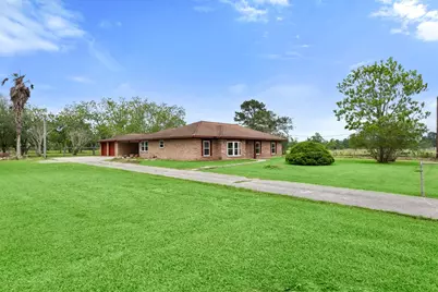 318 County Road 296D, Alvin, TX 77511 - Photo 1