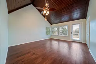 2662 Sailboat Dr, Houston, TX 77058 - Photo 11