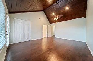 2662 Sailboat Dr, Houston, TX 77058 - Photo 9