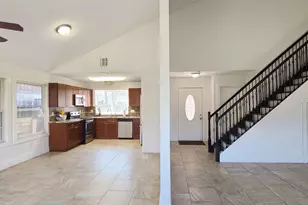 12730 Palm Desert Ln, Houston, TX 77099 - Photo 7