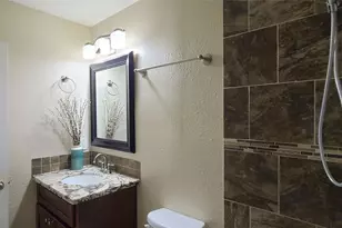 12730 Palm Desert Ln, Houston, TX 77099 - Photo 27