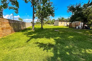 20563 Cochran Rd, Prairie View, TX 77445 - Photo 1