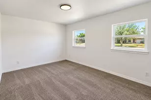 4910 Croker Ridge Rd, Houston, TX 77053 - Photo 9