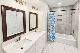4910 Croker Ridge Rd, Houston, TX 77053 - Photo 19