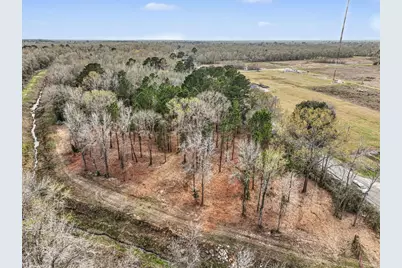 000 Lakeland Dr, Liberty, TX 77575 - Photo 3