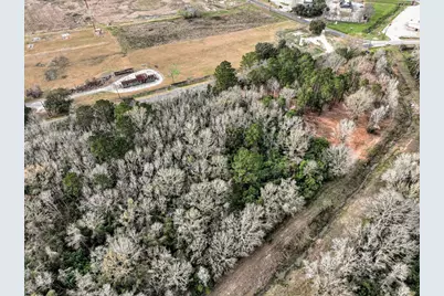 000 Lakeland Dr, Liberty, TX 77575 - Photo 13