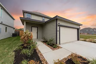 1375 Mount Bassie Trl, Conroe, TX 77380 - Photo 3