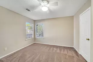 1106 Pecan Crest Ct, Sugar Land, TX 77479 - Photo 35