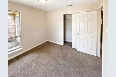 8710 Parkway Forest Drive, Houston, TX 77044 - Photo 17