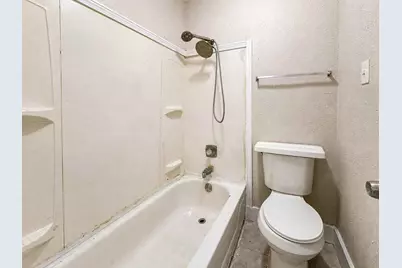8710 Parkway Forest Drive, Houston, TX 77044 - Photo 19