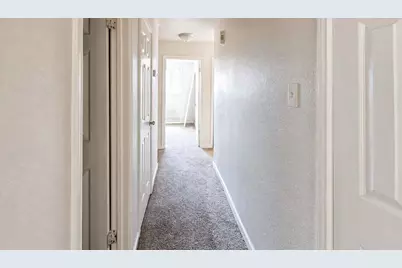 8710 Parkway Forest Drive, Houston, TX 77044 - Photo 15
