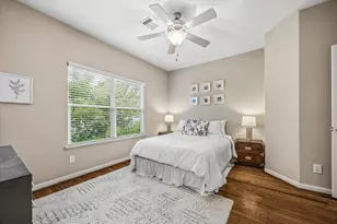 1011 W 14th St, Houston, TX 77008 - Photo 17