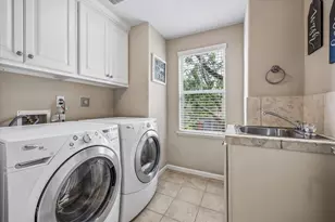 1011 W 14th St, Houston, TX 77008 - Photo 23