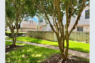 2808 Grants Lake Boulevard #506, Sugar Land, TX 77479 - Photo 19