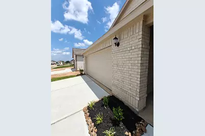 22406 Birch Bud Ln, Tomball, TX 77377 - Photo 5