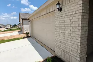22406 Birch Bud Ln, Tomball, TX 77377 - Photo 5