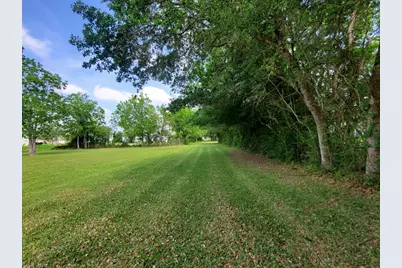 7808 Carolyn Street, Santa Fe, TX 77517 - Photo 35