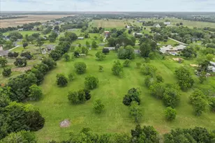 7808 Carolyn St, Santa Fe, TX 77517 - Photo 3