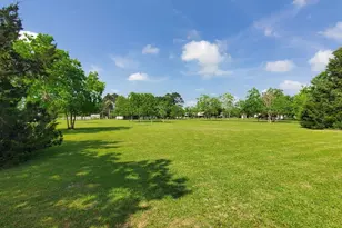 7808 Carolyn St, Santa Fe, TX 77517 - Photo 3