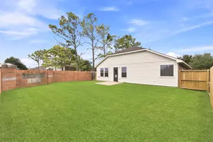 2002 Roaring Springs Dr, Pearland, TX 77584 - Photo 19