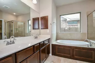 5039 Azalea Trace Dr, Houston, TX 77066 - Photo 11