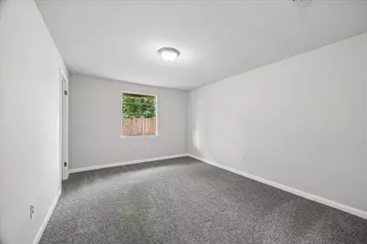 3919 Heatherbrook Drive, Houston, TX 77045 - Photo 5